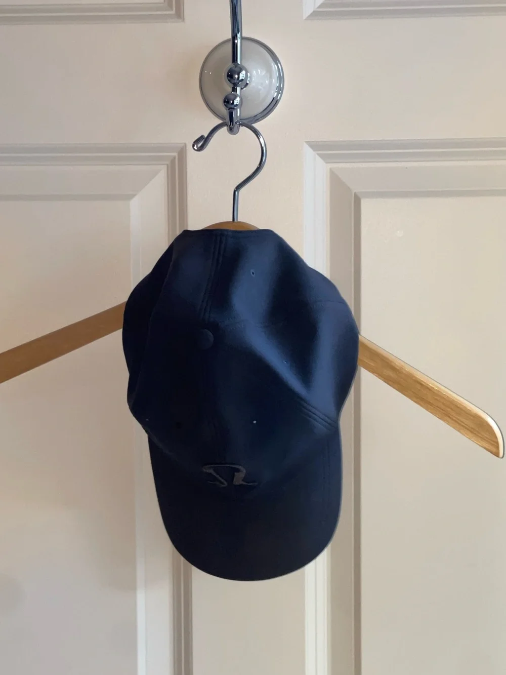 LULULEMON DAYS SHADE BALL CAP IN BLACK LARGE LOGO EVERYDAY BASEBALL HAT MENS O/S